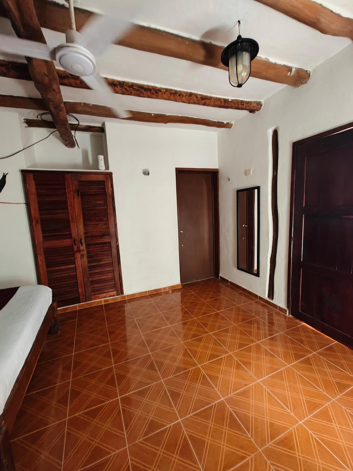 Casa Victor Avila ホルボックス島 エクステリア 写真