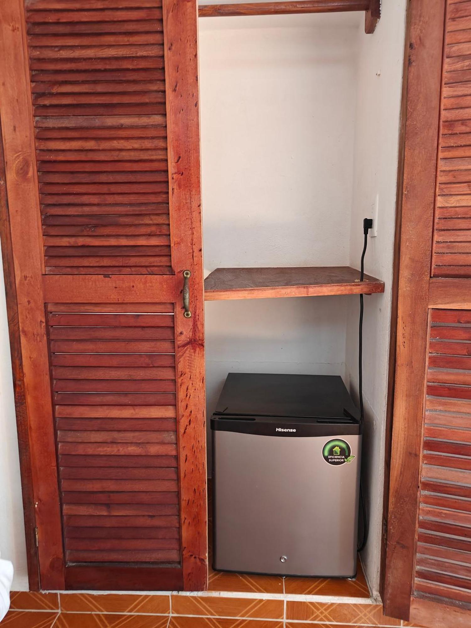 Casa Victor Avila ホルボックス島 エクステリア 写真
